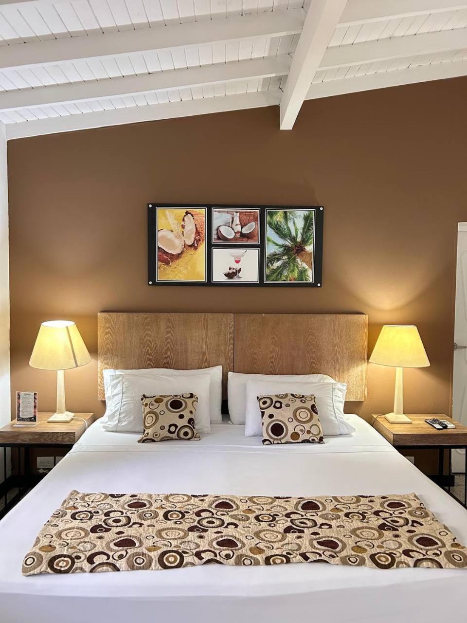 Hotel Aromax Del Campestre Меделин Екстериор снимка