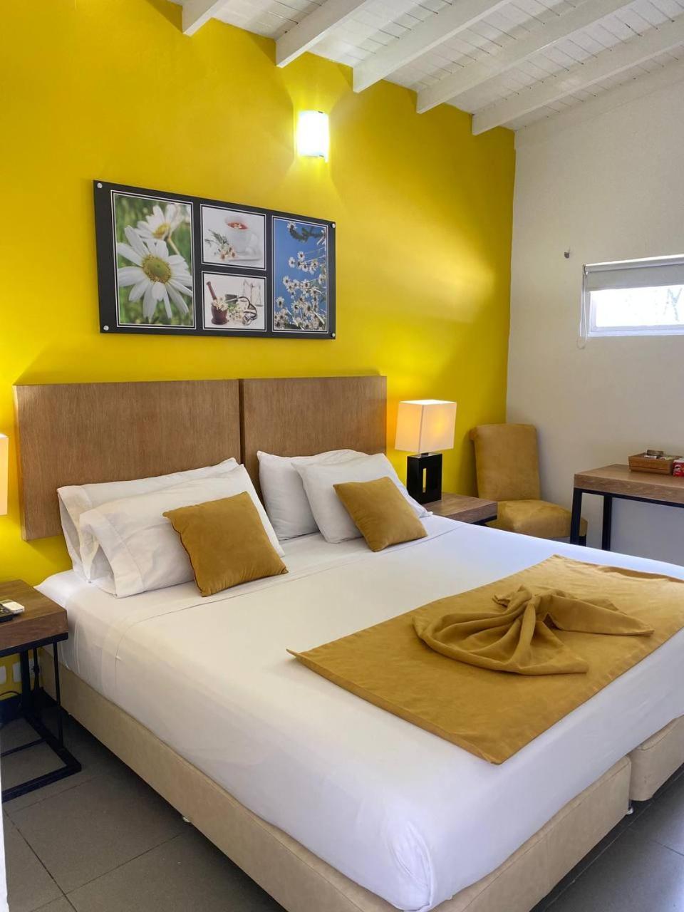 Hotel Aromax Del Campestre Меделин Екстериор снимка