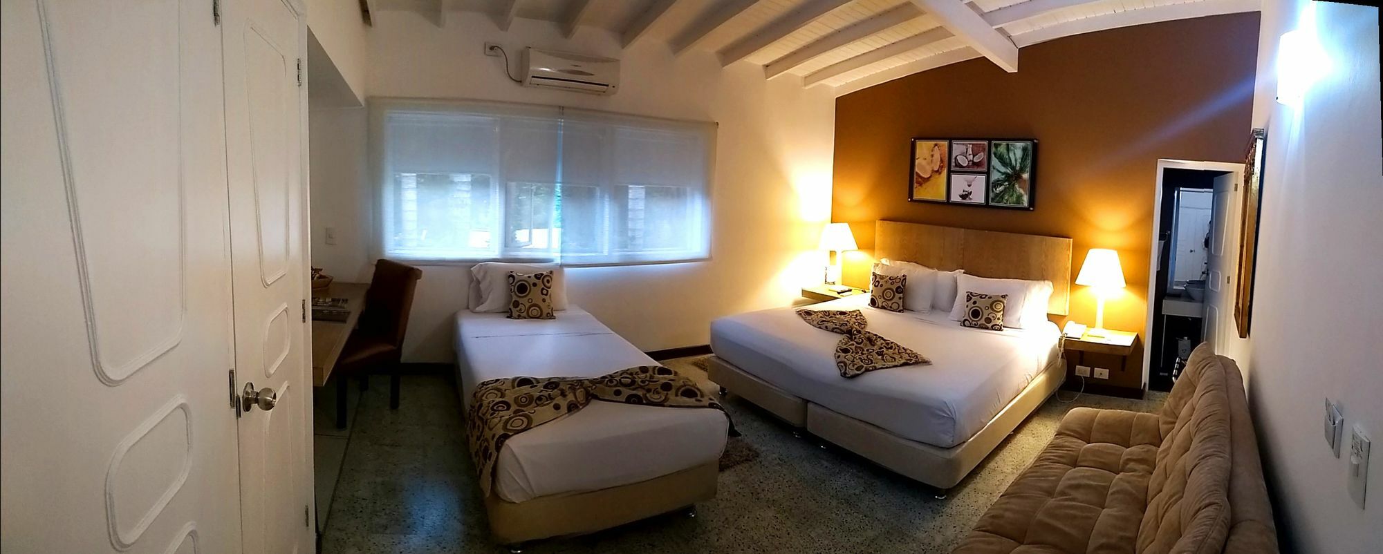 Hotel Aromax Del Campestre Меделин Екстериор снимка